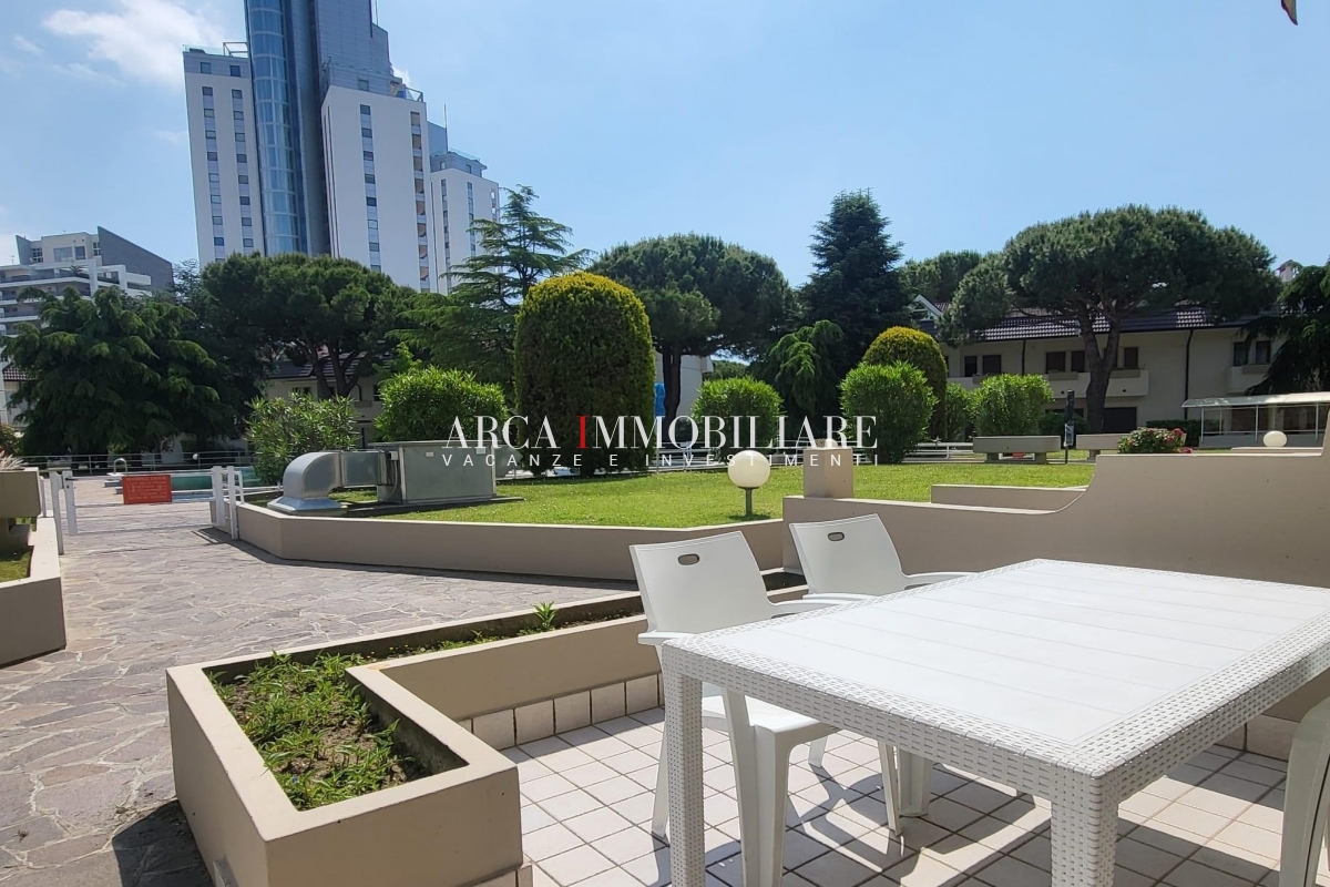  Jesolo affitto Appartamento EQLB14 foto-