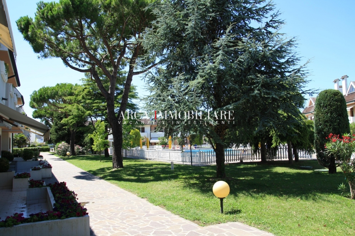  Jesolo affitto Appartamento EQLB13 foto-